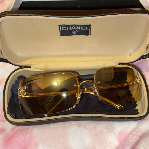 SOLD - Picture 3 of 11